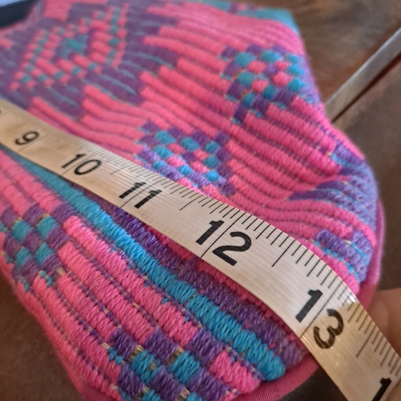 Fabulous MJ New York Clutch - Picture 10 of 11